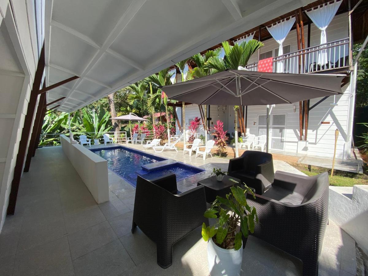 Ballena Dorada Lodge Uvita Exterior foto